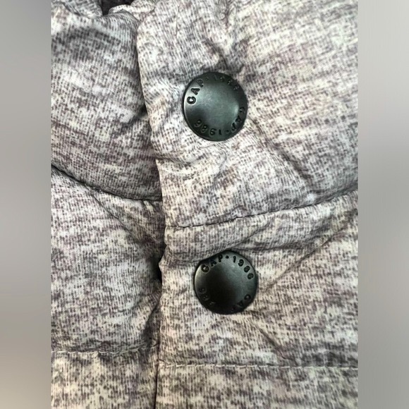 Gap Puffer Vest (Boys) - Picture 6 of 7